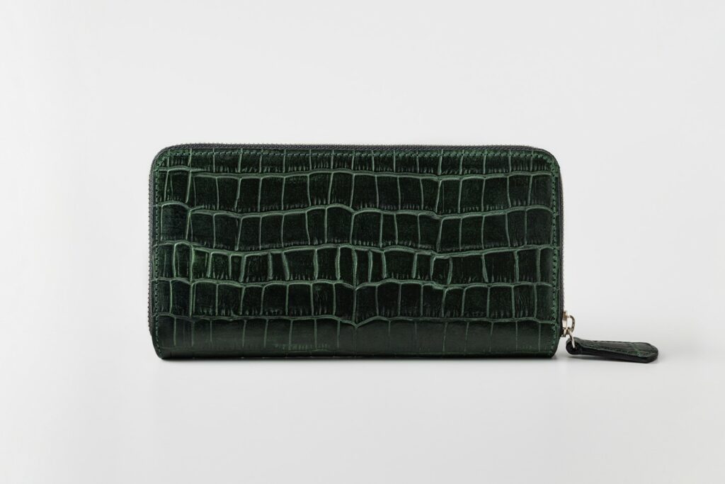 クロコ型押しロングウォレット